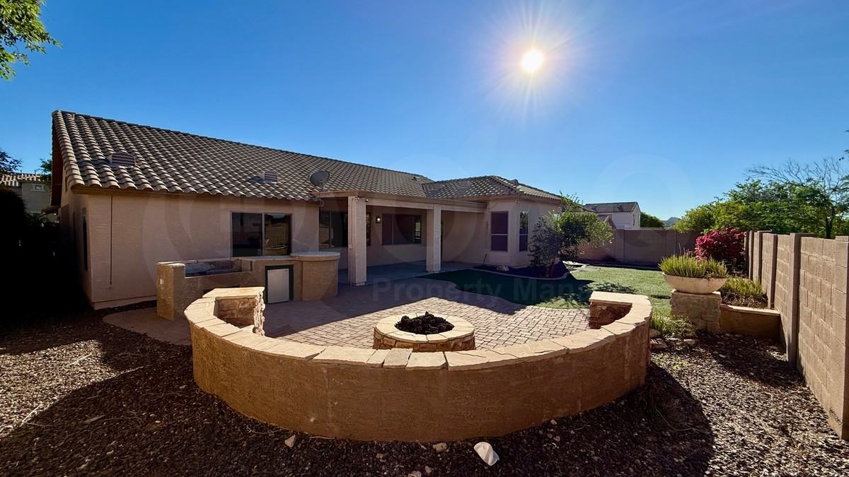 2018 W Morning Vista Ln - Photo 3 of 43