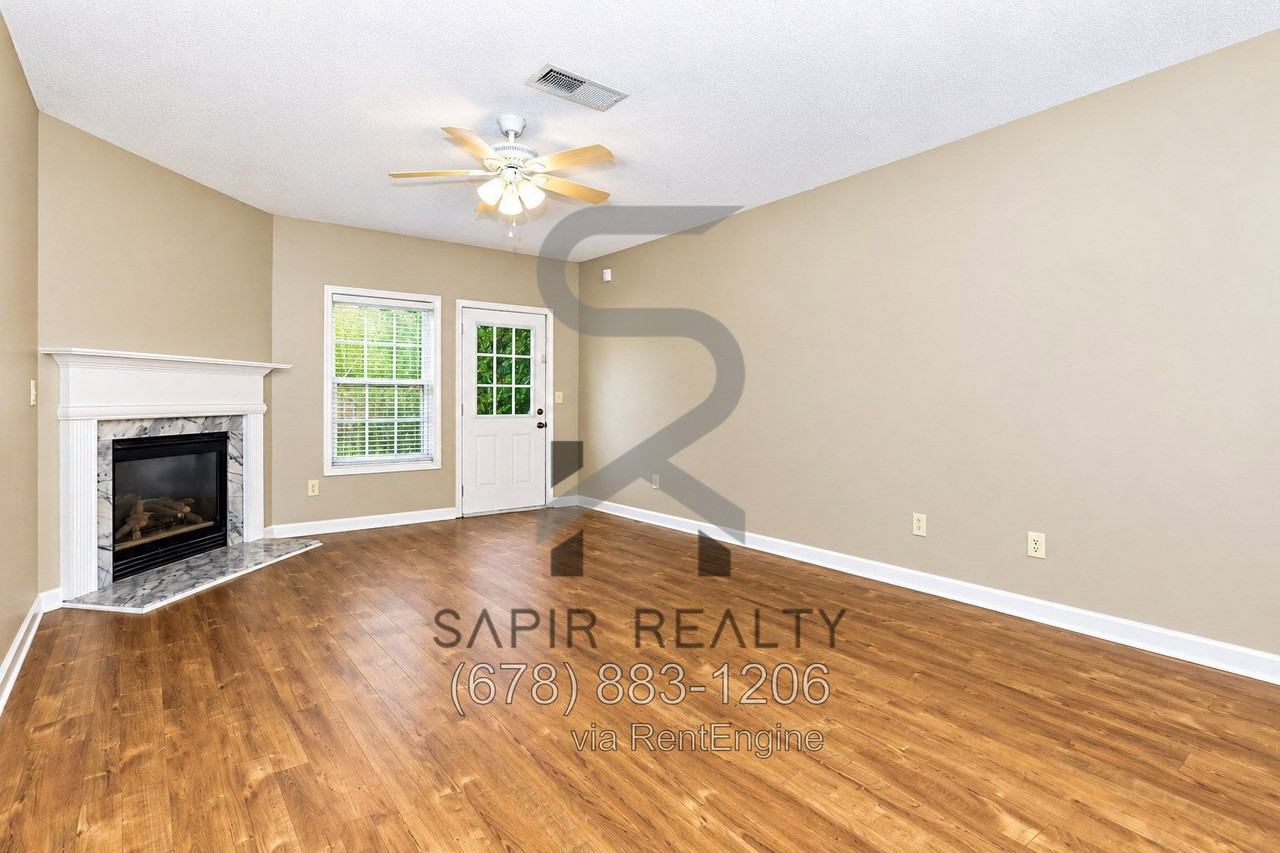 1605 Silver Petal Way - Photo 2 of 18