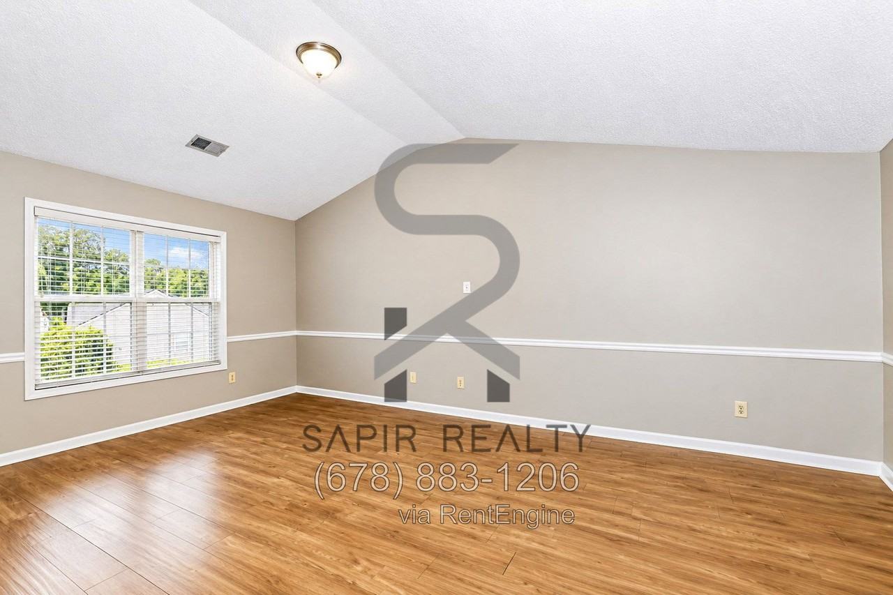 1605 Silver Petal Way - Photo 7 of 18