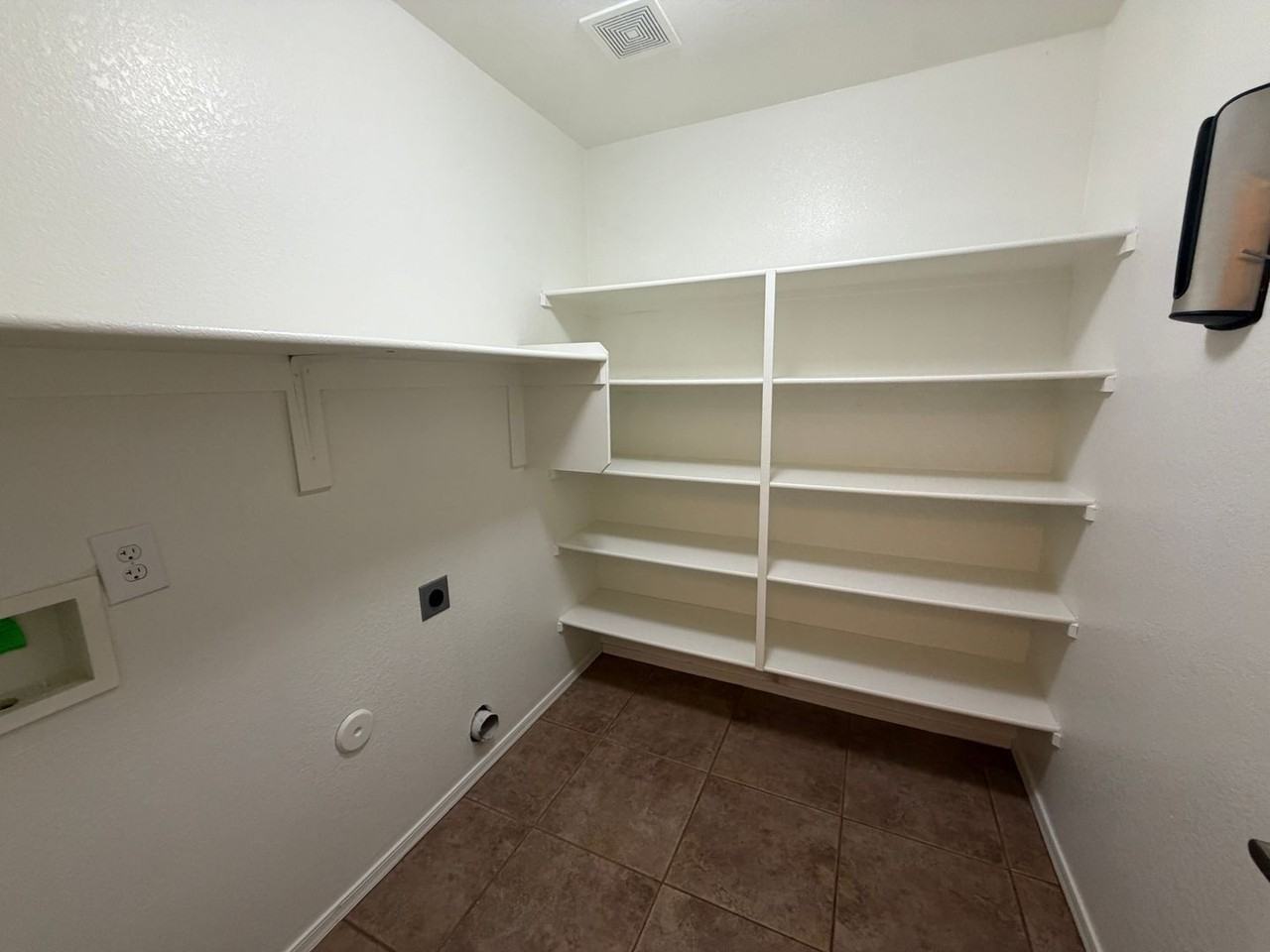 15908 N 170th Ln - Photo 5 of 17