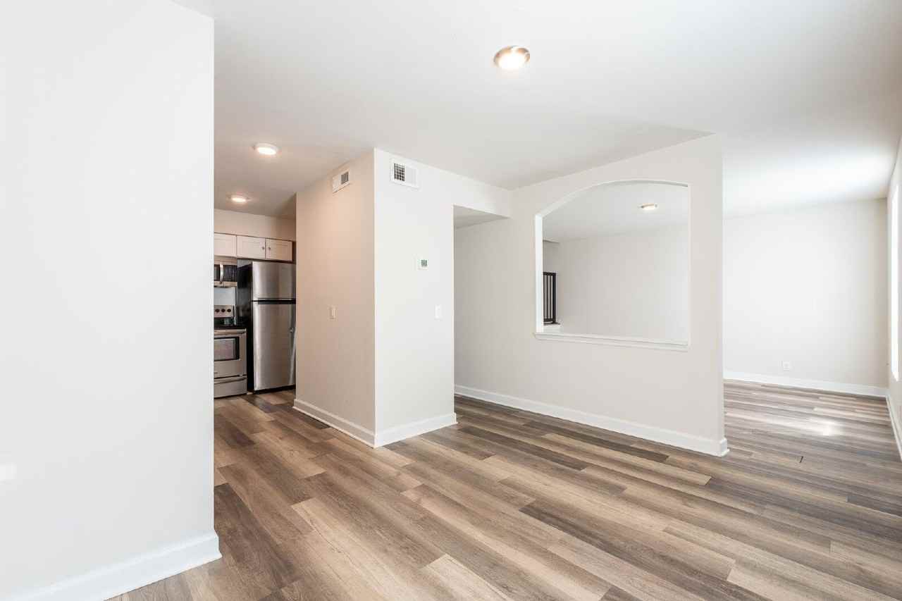 323 Forest Park Rd #23 - Photo 4 of 19
