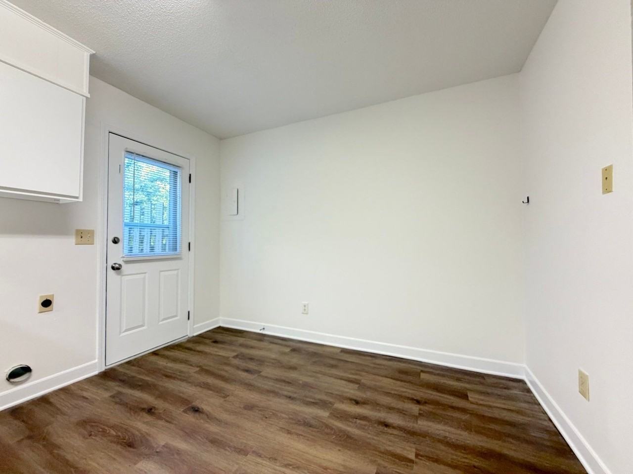 1712 Wood Ave #B - Photo 6 of 14