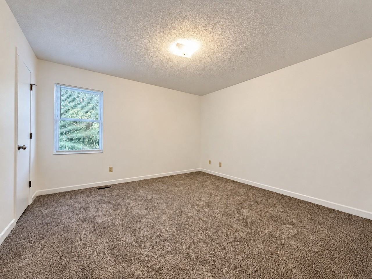 1712 Wood Ave #B - Photo 7 of 14