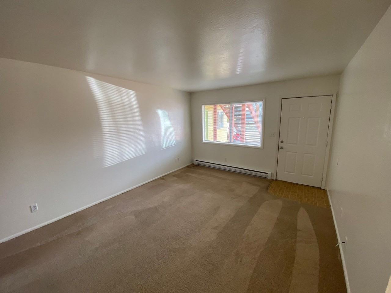 280 Se Orchard Ave #03 - Photo 2 of 9