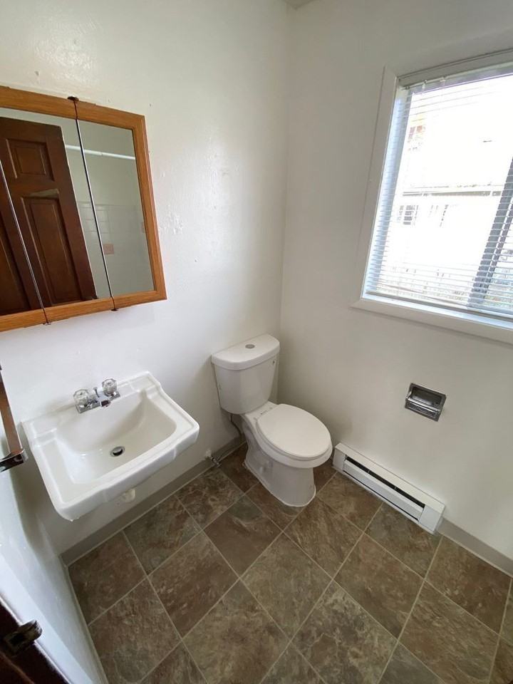 280 Se Orchard Ave #03 - Photo 6 of 9