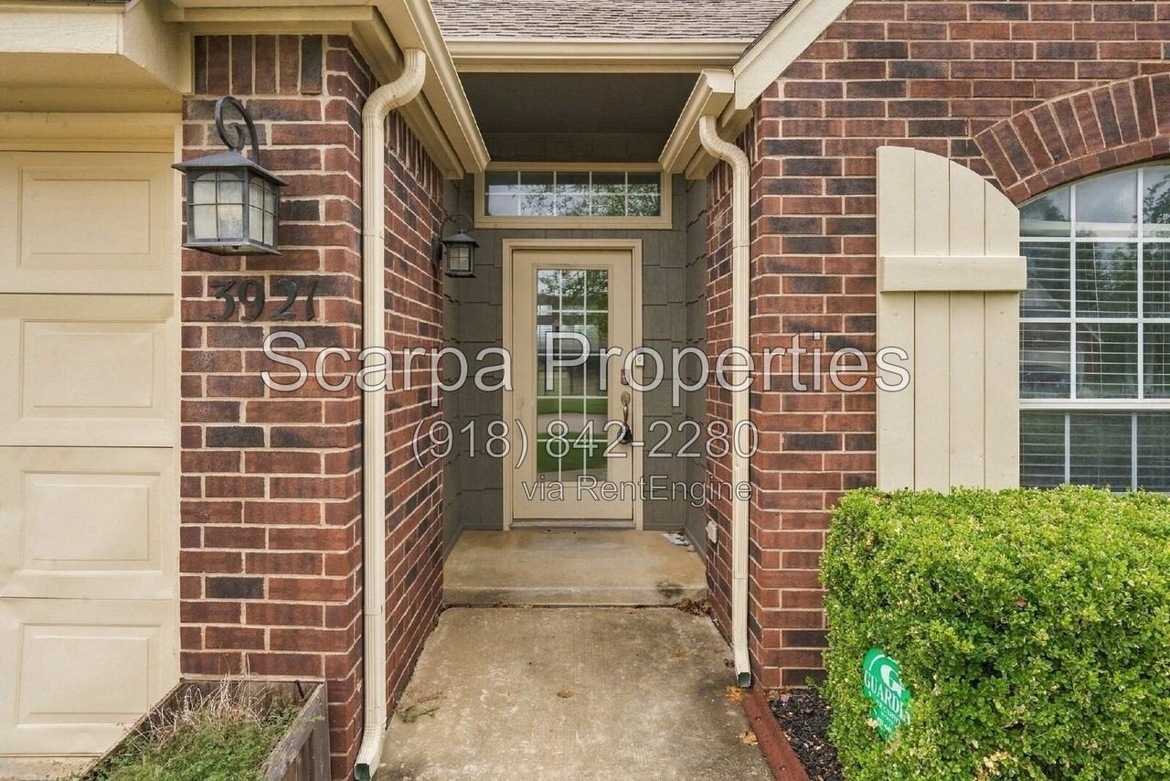 3921 S 199th East Ave - Photo 5 of 33