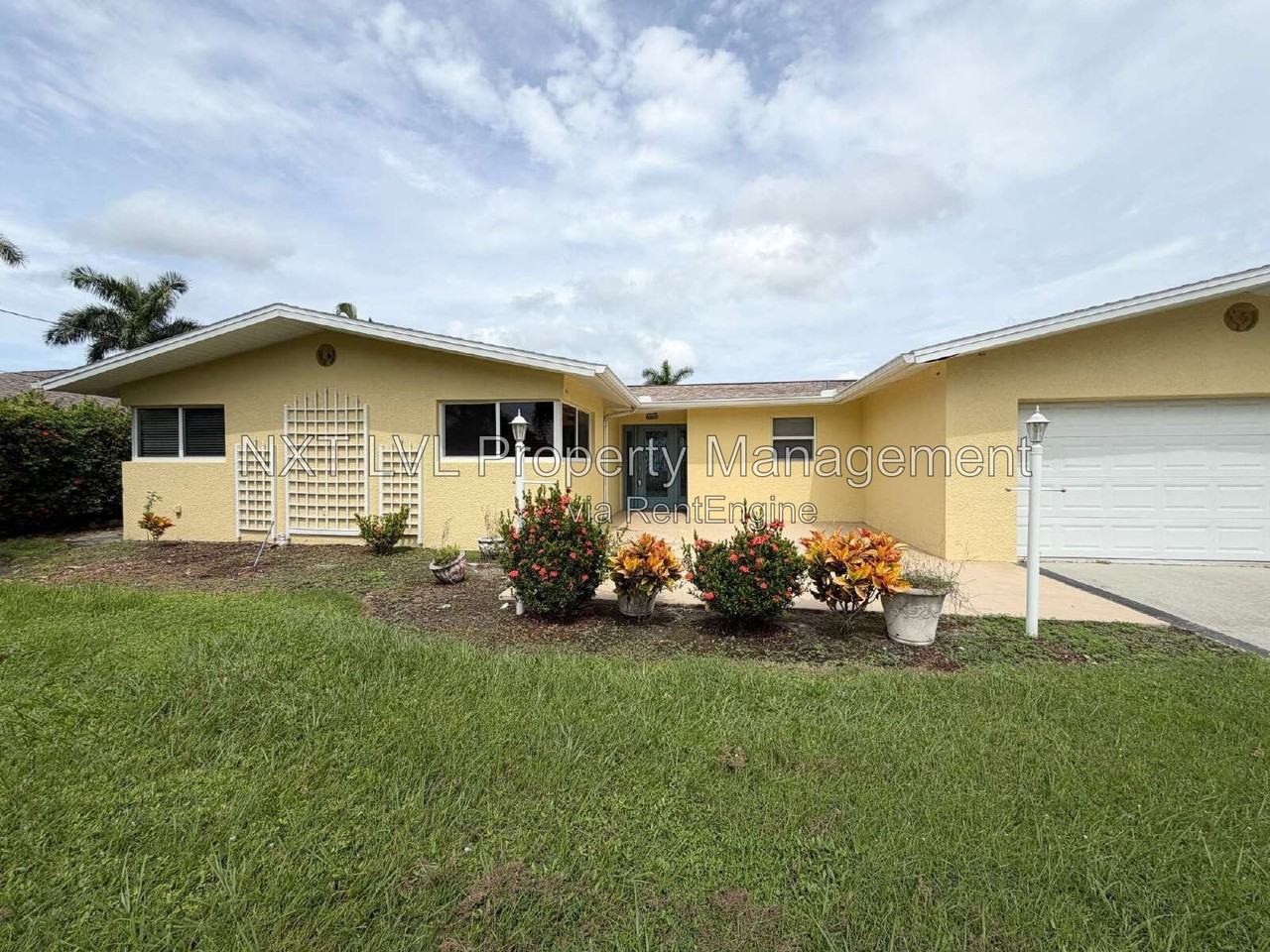 5019 E Riverside Dr - Photo 2 of 24