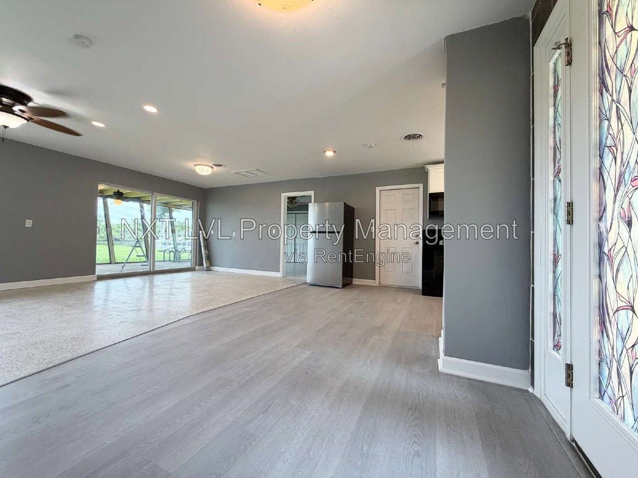5019 E Riverside Dr - Photo 4 of 24
