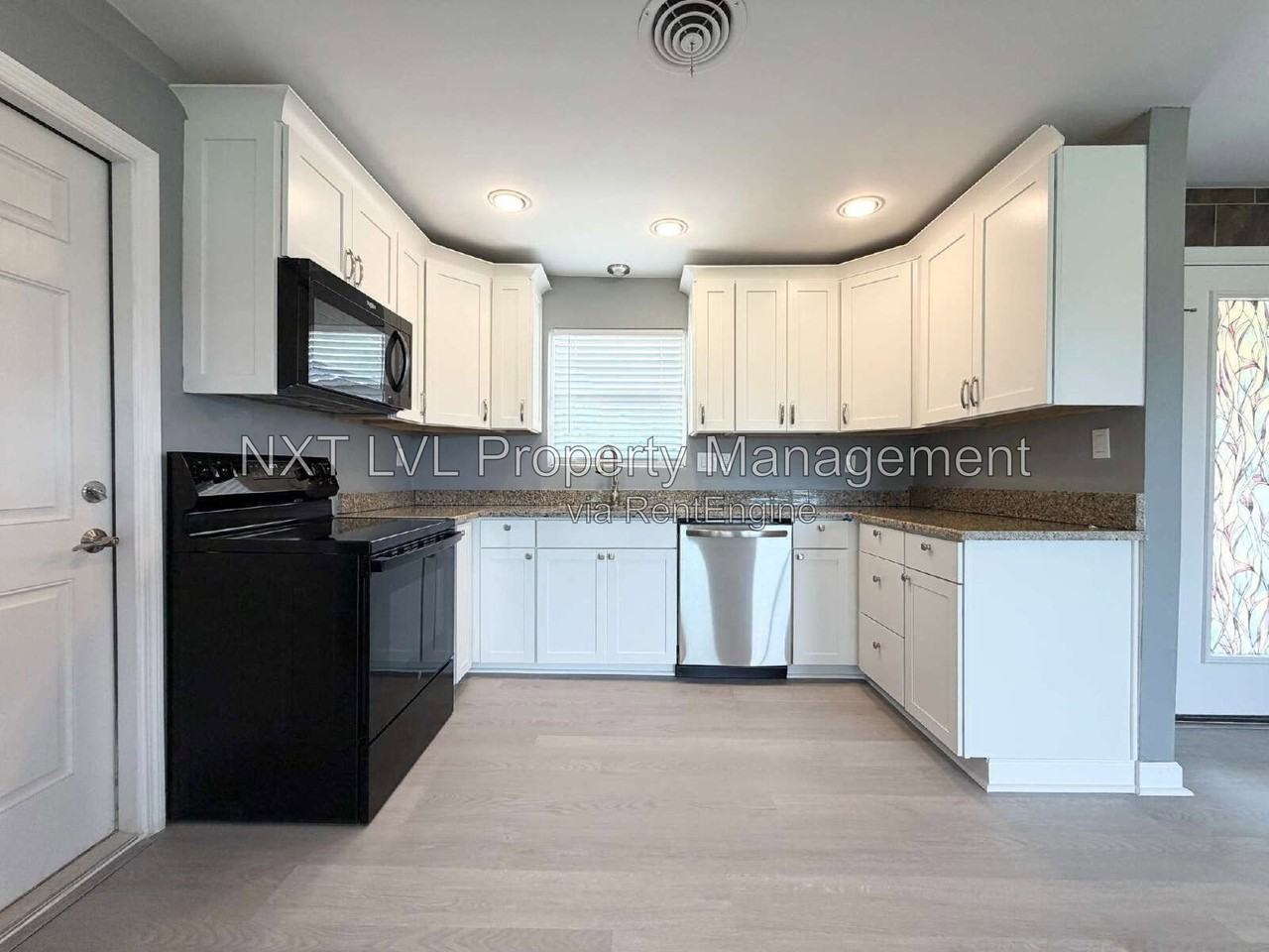 5019 E Riverside Dr - Photo 7 of 24