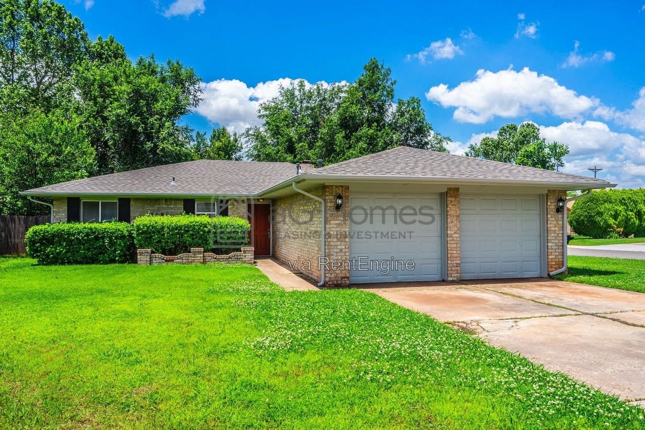 809 Kelly Park Rd