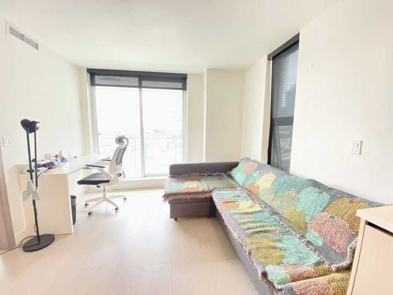 433 Southwest Marine Drive #6xx - Photo 4 of 7