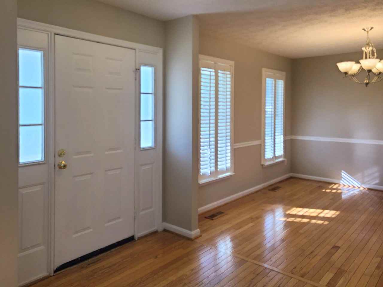 10 Lockwood Dr - Photo 3 of 40