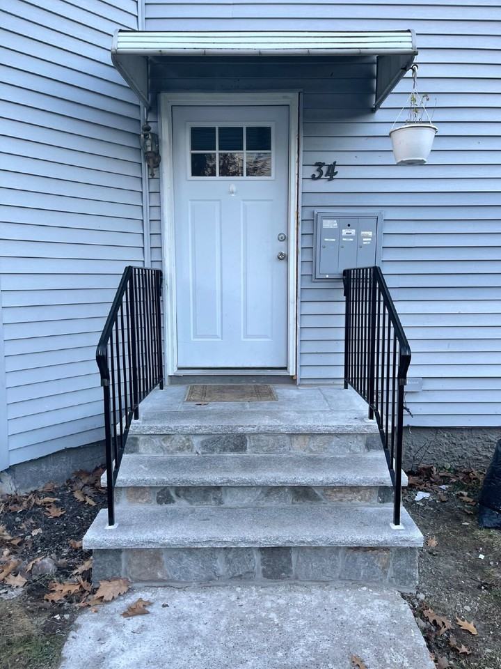 34 Gillooly Rd #3