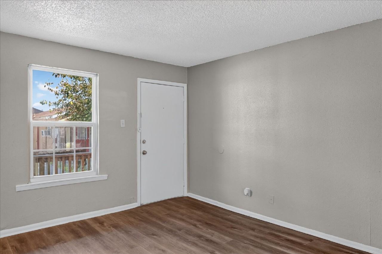 2311 71st St #115 - Photo 2 of 18