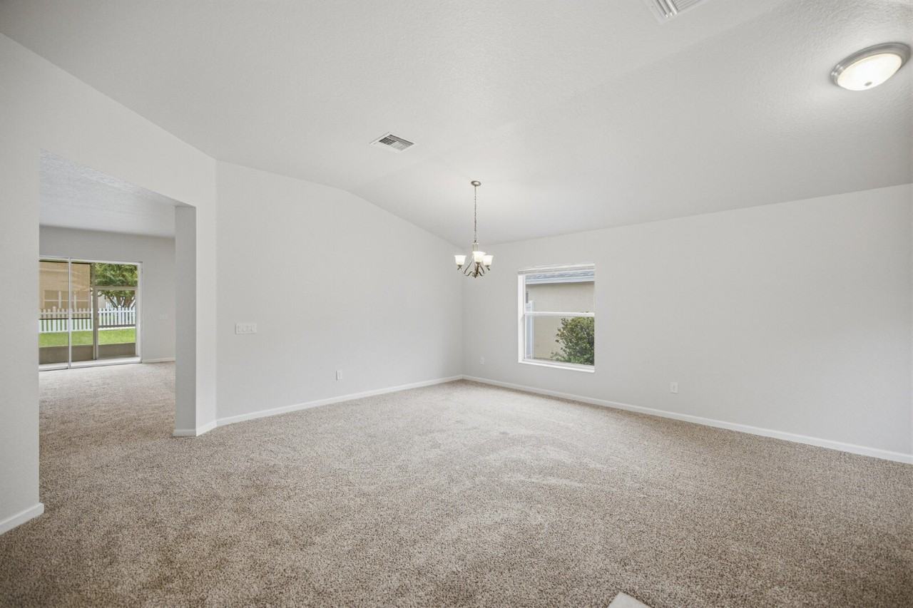 5459 Sw 40th St - Photo 3 of 22
