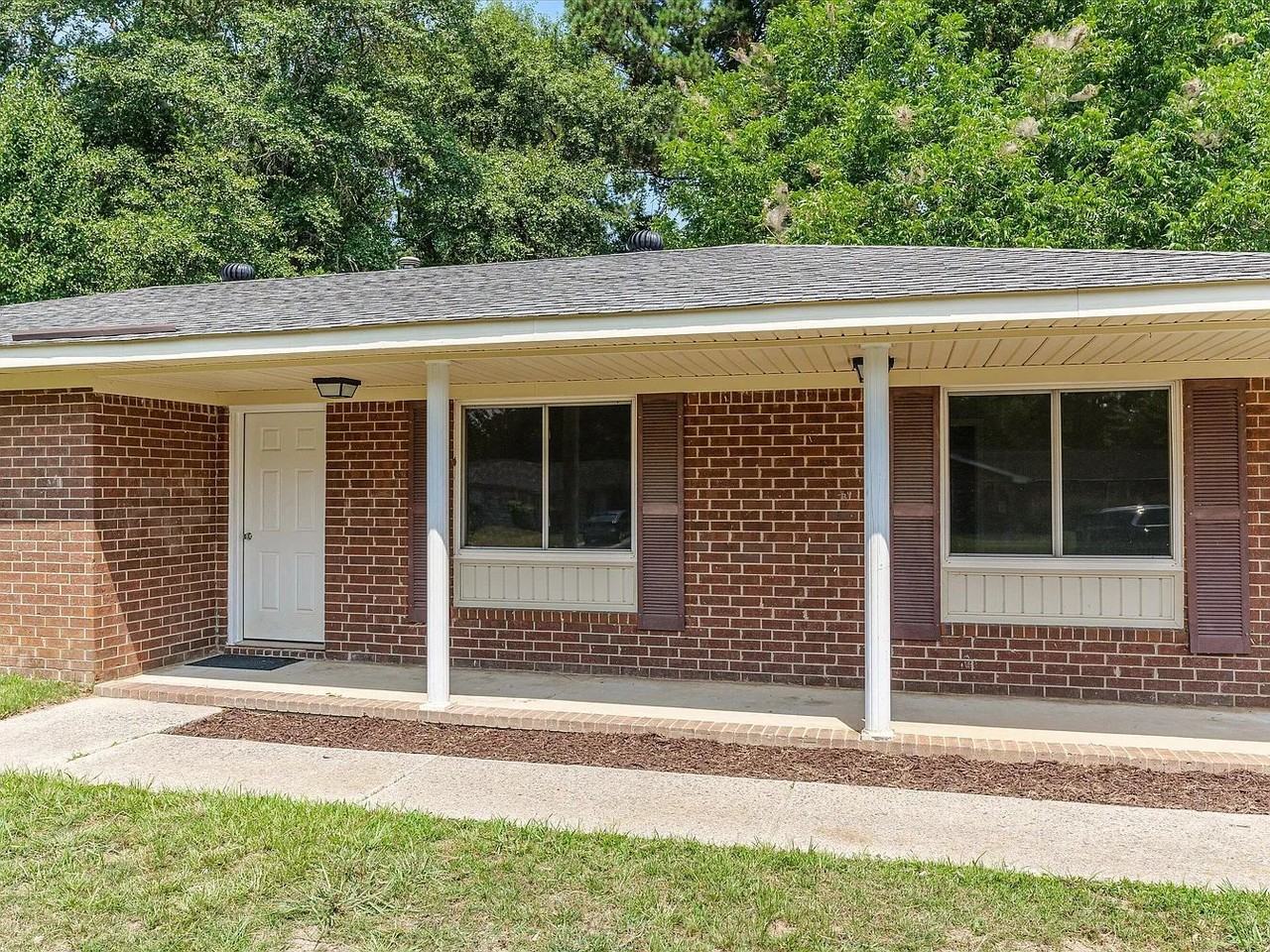3707 Massoit Dr - Photo 4 of 38