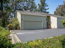 featured image of 532 Ridgeview Ct