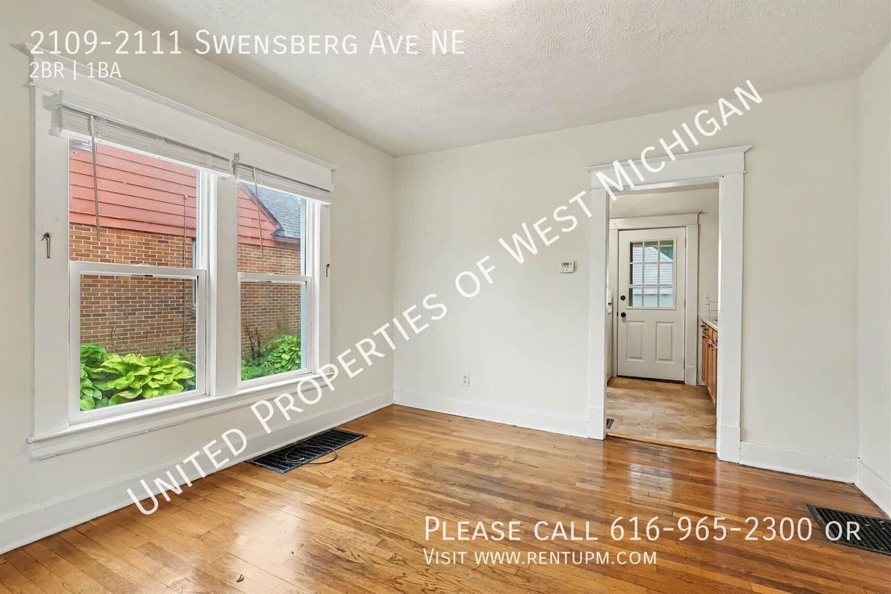 2109 Swensberg Ave Ne - Photo 4 of 17