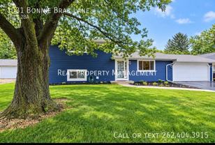 1031 Bonnie Brae Ln - Photo 1 of 1