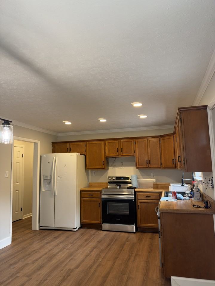 123 Oak Rd #NA - Photo 3 of 14