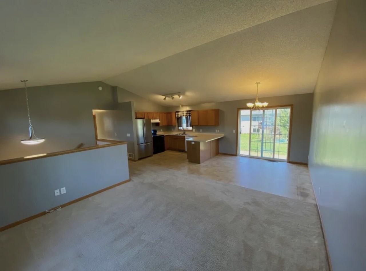 609 Dogwood St Ne #NA - Photo 5 of 15