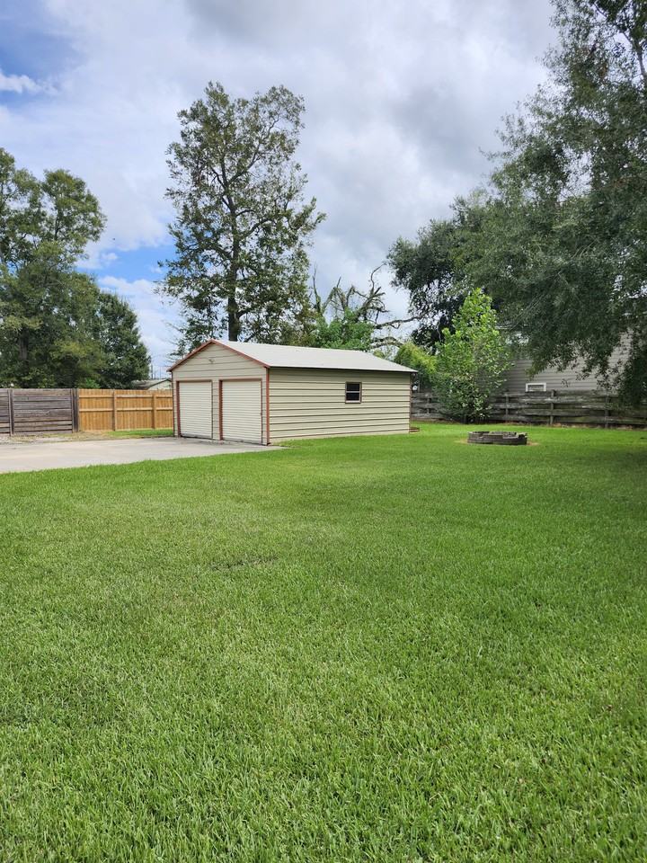 115 8th Ave #NA - Photo 4 of 19