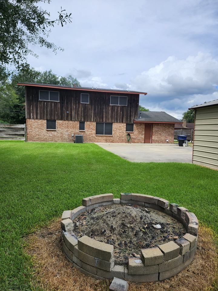 115 8th Ave #NA - Photo 5 of 19