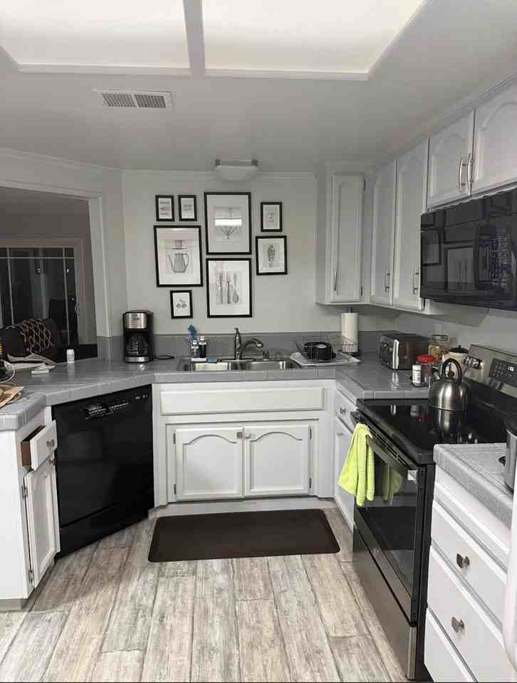 3166 Swallows Nest Dr #TH - Photo 5 of 27
