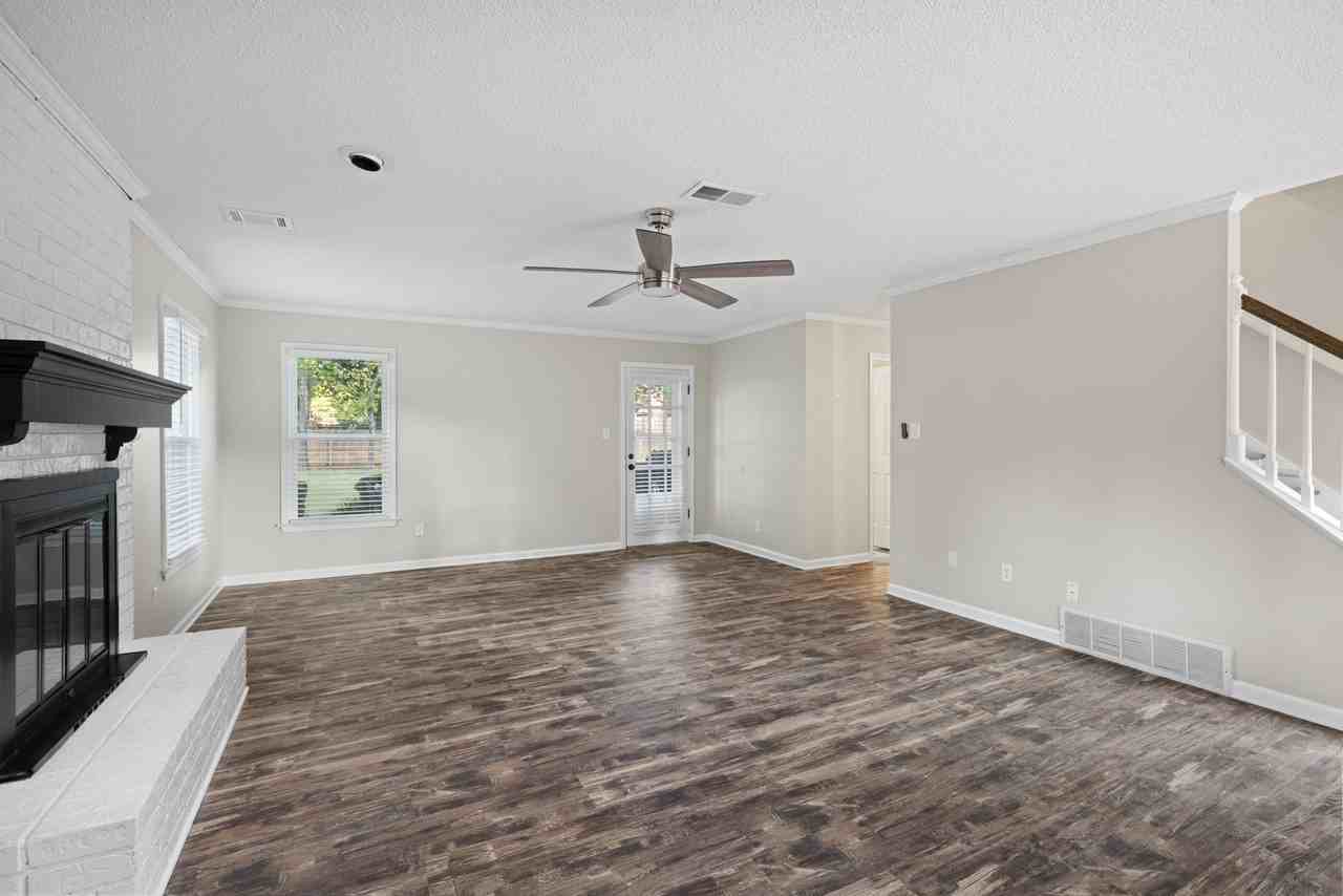 655 Lancelot Ln #NA - Photo 7 of 30