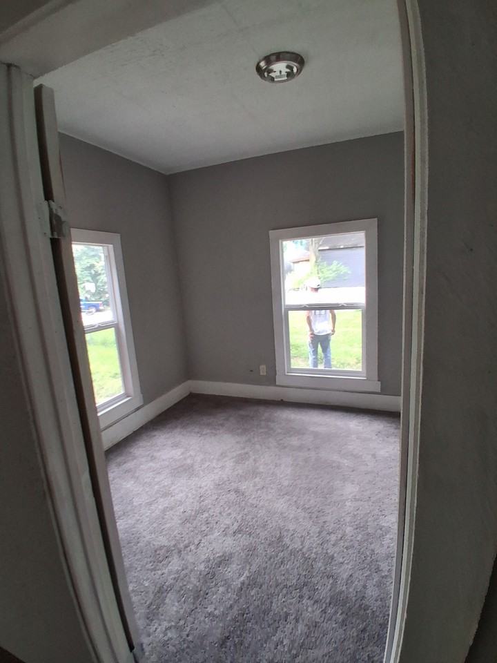 1861 N Morgan St #NA - Photo 2 of 19