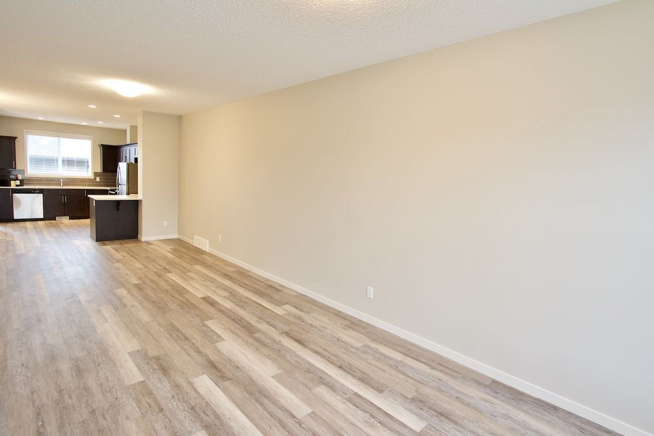 87 Cornerstone Ave Ne - Photo 5 of 30