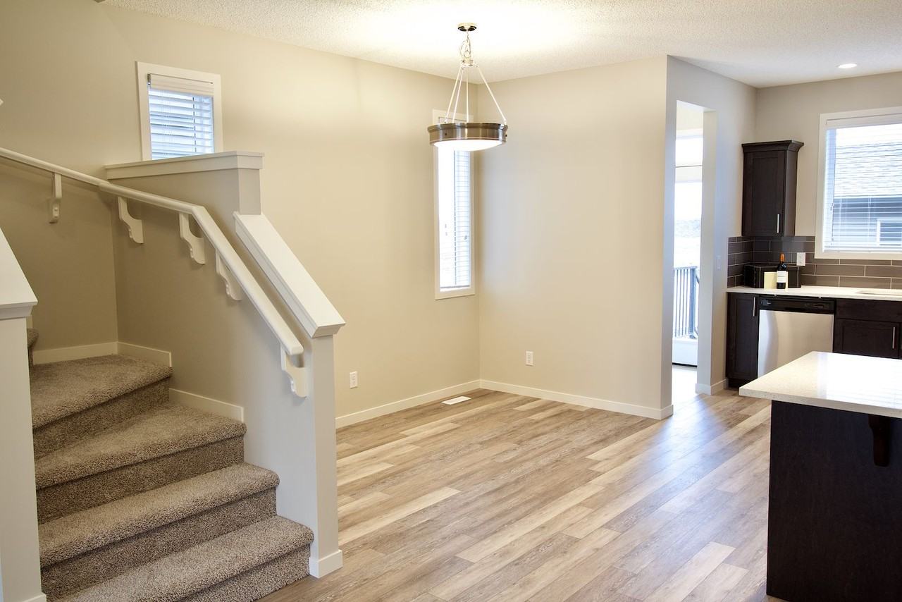 87 Cornerstone Ave Ne - Photo 6 of 30