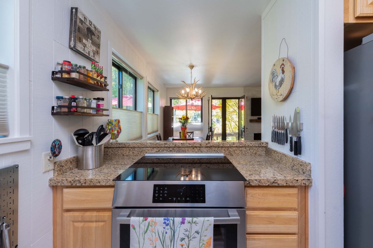 Cottonwood Condominium Dr #1470 - Photo 6 of 20