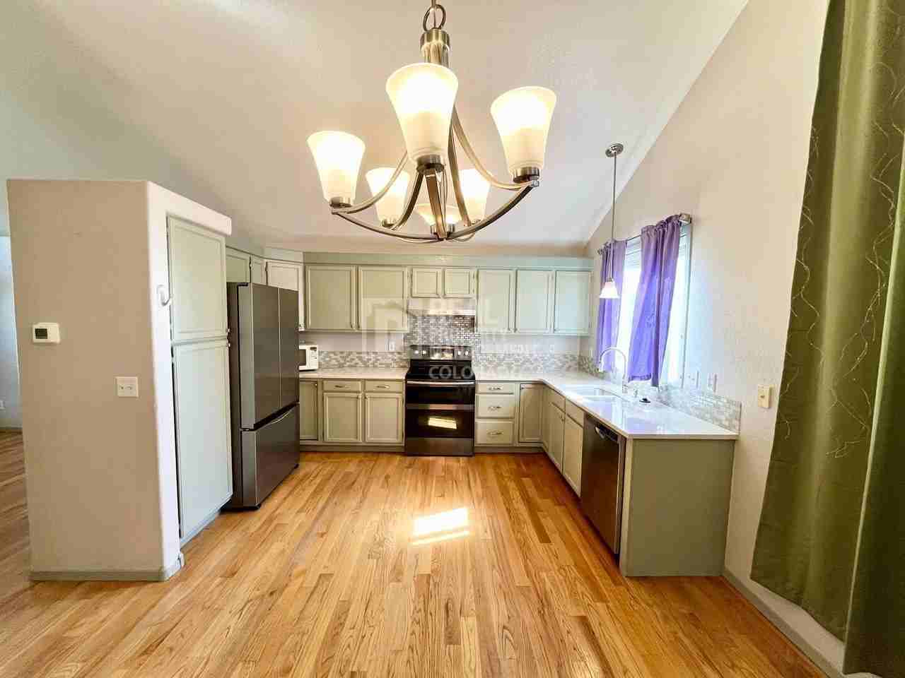 2217 24th Ave - Photo 6 of 28