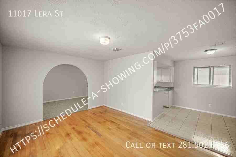 11017 Lera St - Photo 2 of 15