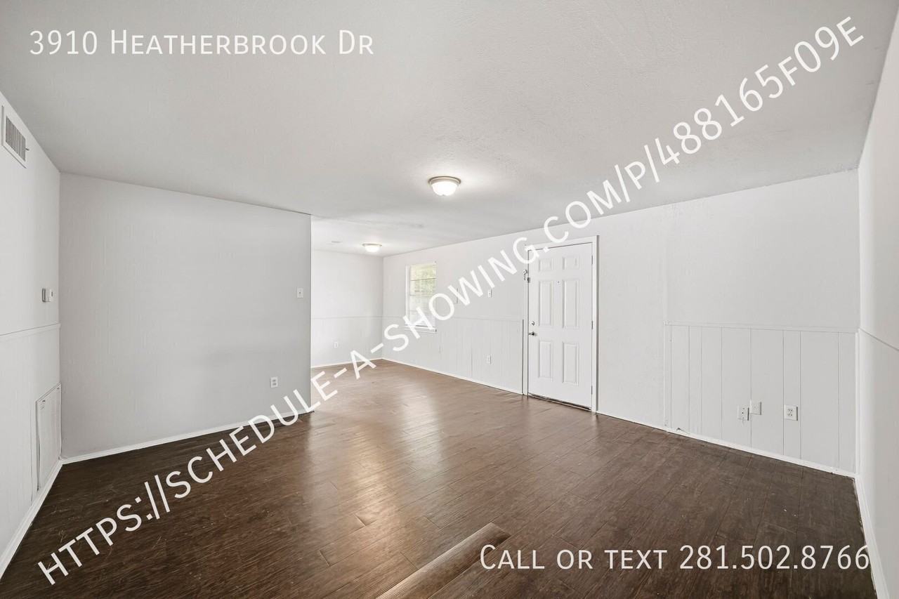 3910 Heatherbrook Dr - Photo 3 of 12