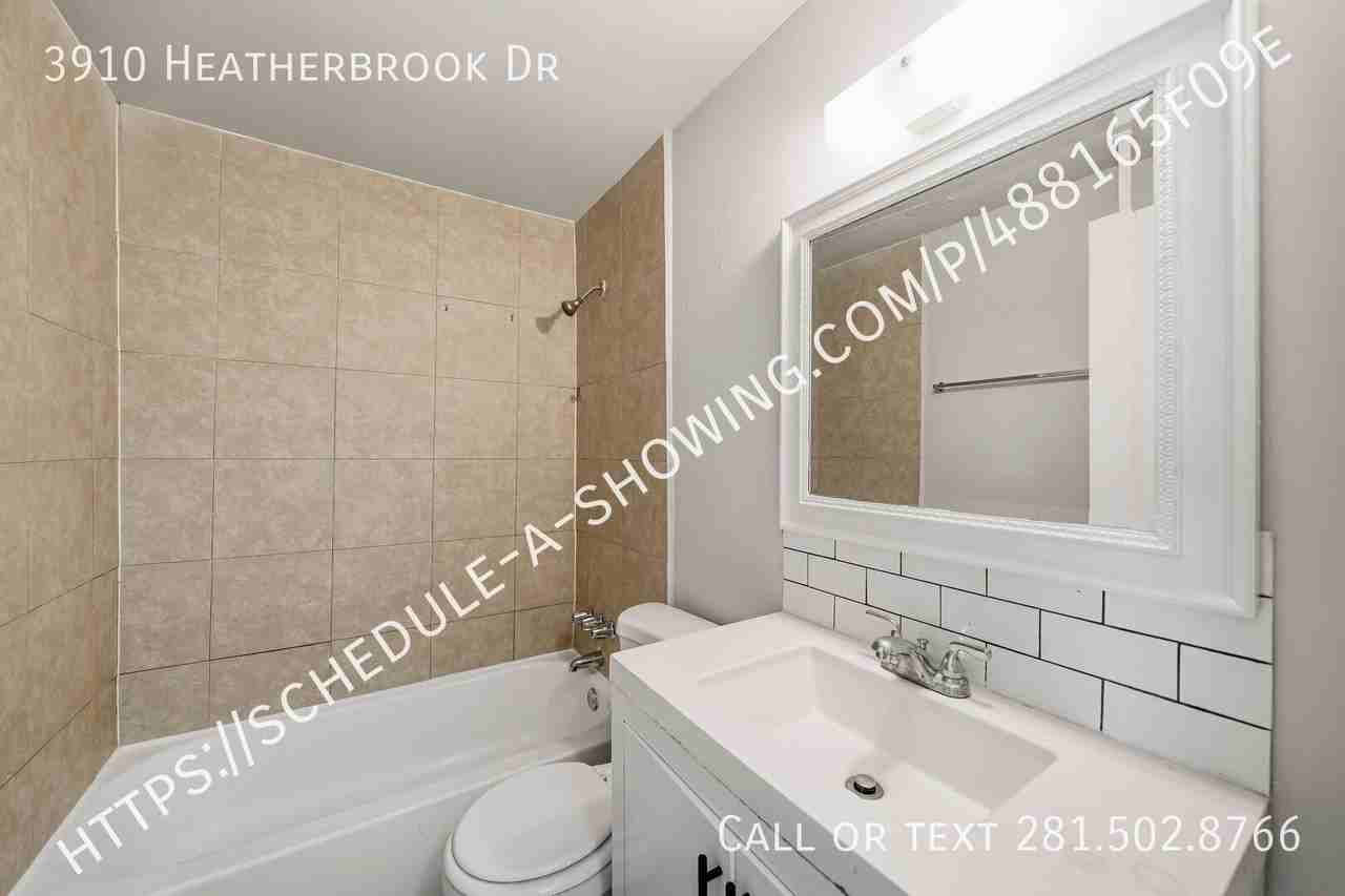 3910 Heatherbrook Dr - Photo 6 of 12