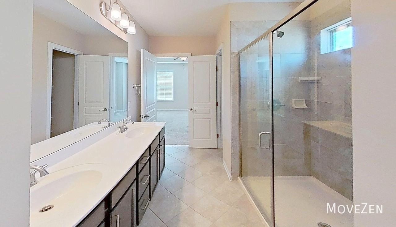 601 Mallory Ln #19 - Photo 7 of 50