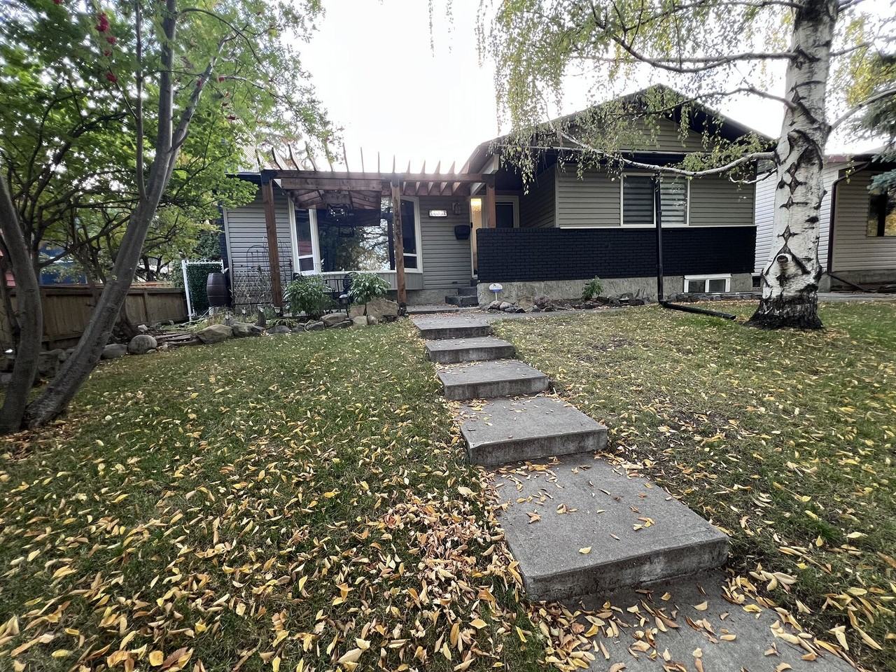 14031 Deer Ridge Dr Se - Photo 3 of 16