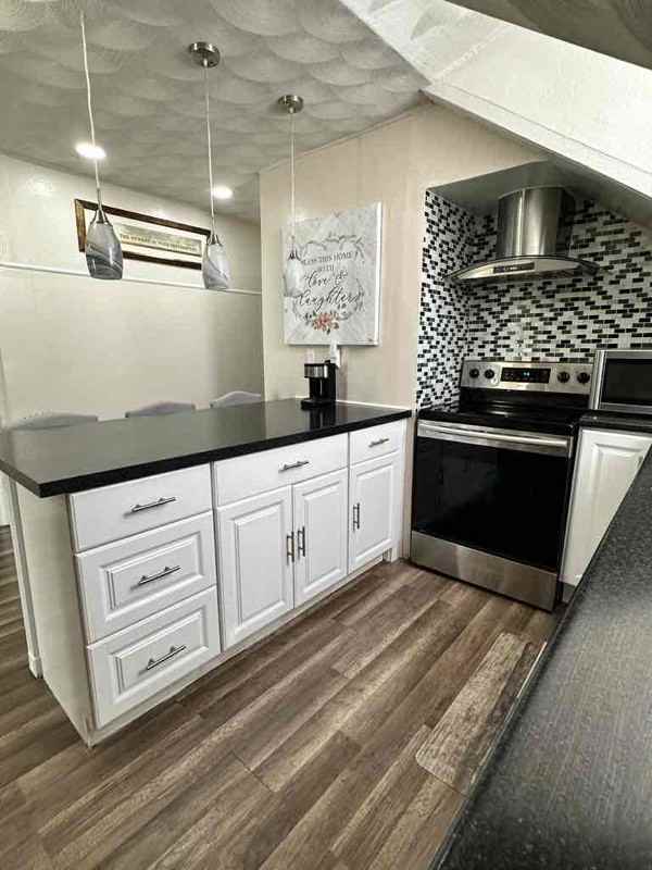 8 Seymour Ave - Photo 7 of 8