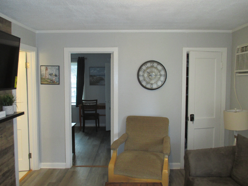 9628 11th Bay St #3 - Photo 3 of 29
