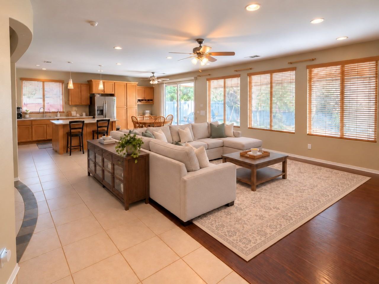1027 Lyra Way - Photo 3 of 24