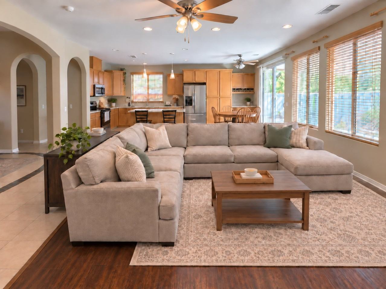 1027 Lyra Way - Photo 5 of 24