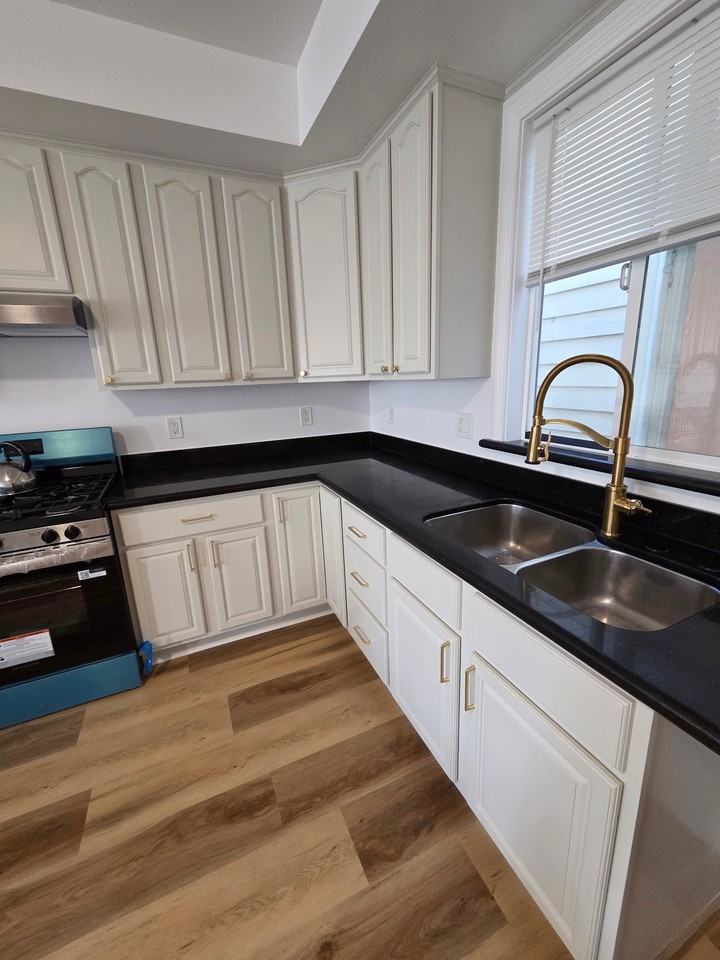 163 Rae Ave #2 - Photo 5 of 12