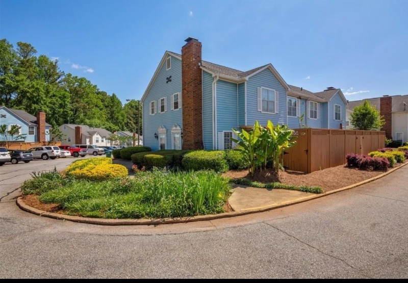 5576 Clover Rise Ln - Photo 3 of 20