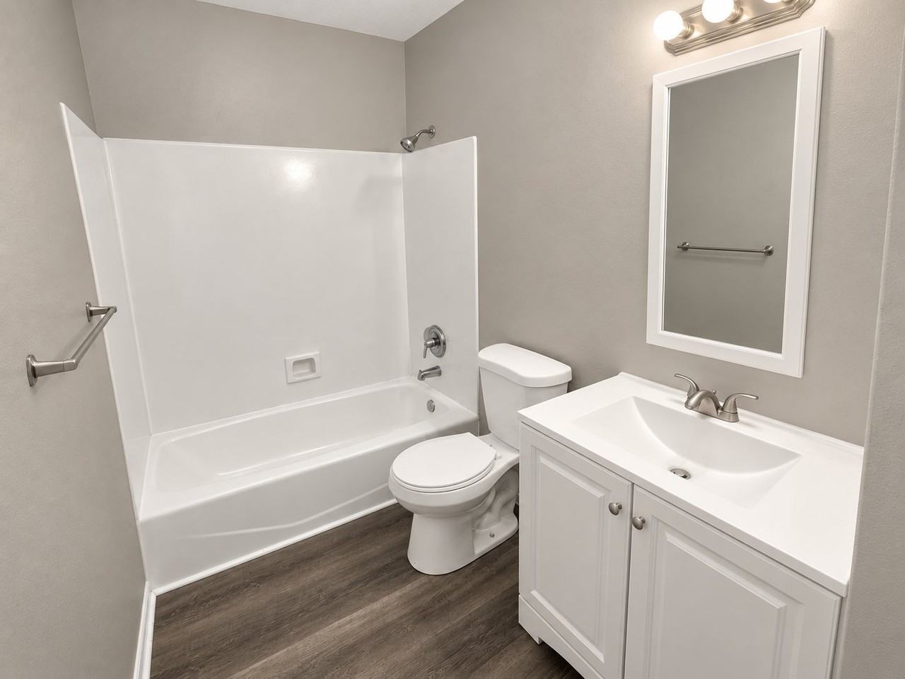 1111 E Cochise St #5 - Photo 4 of 7