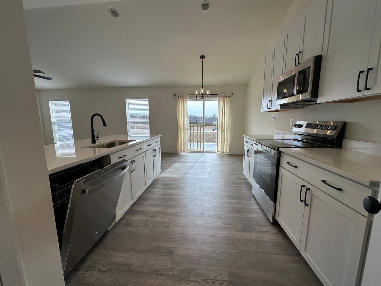 120 Day Lily Ln - Photo 6 of 16