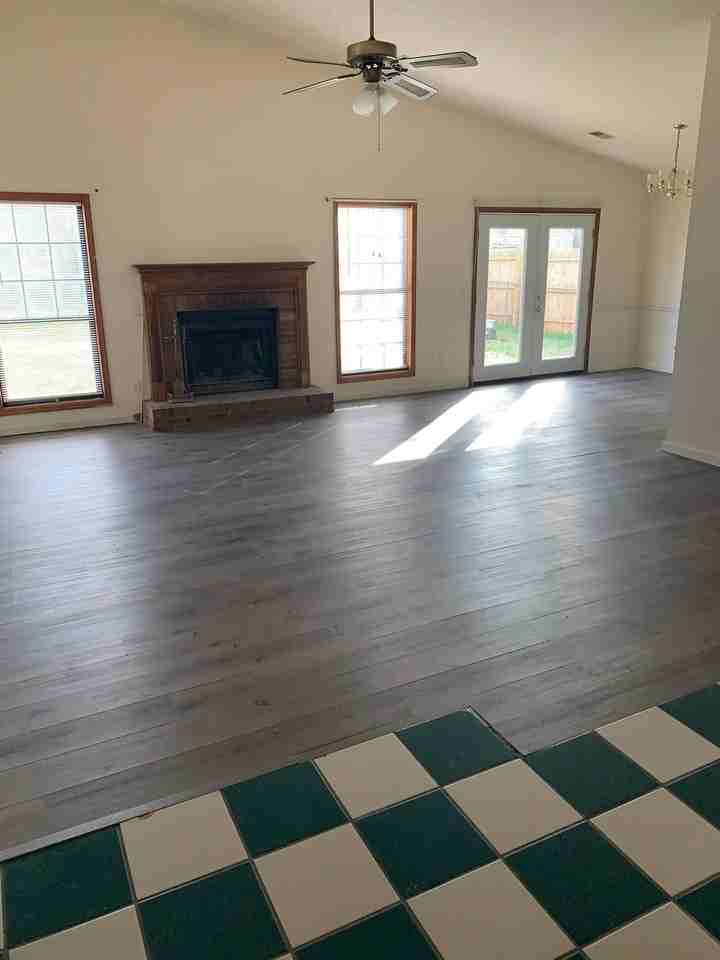 124 Elstow Rd - Photo 2 of 14