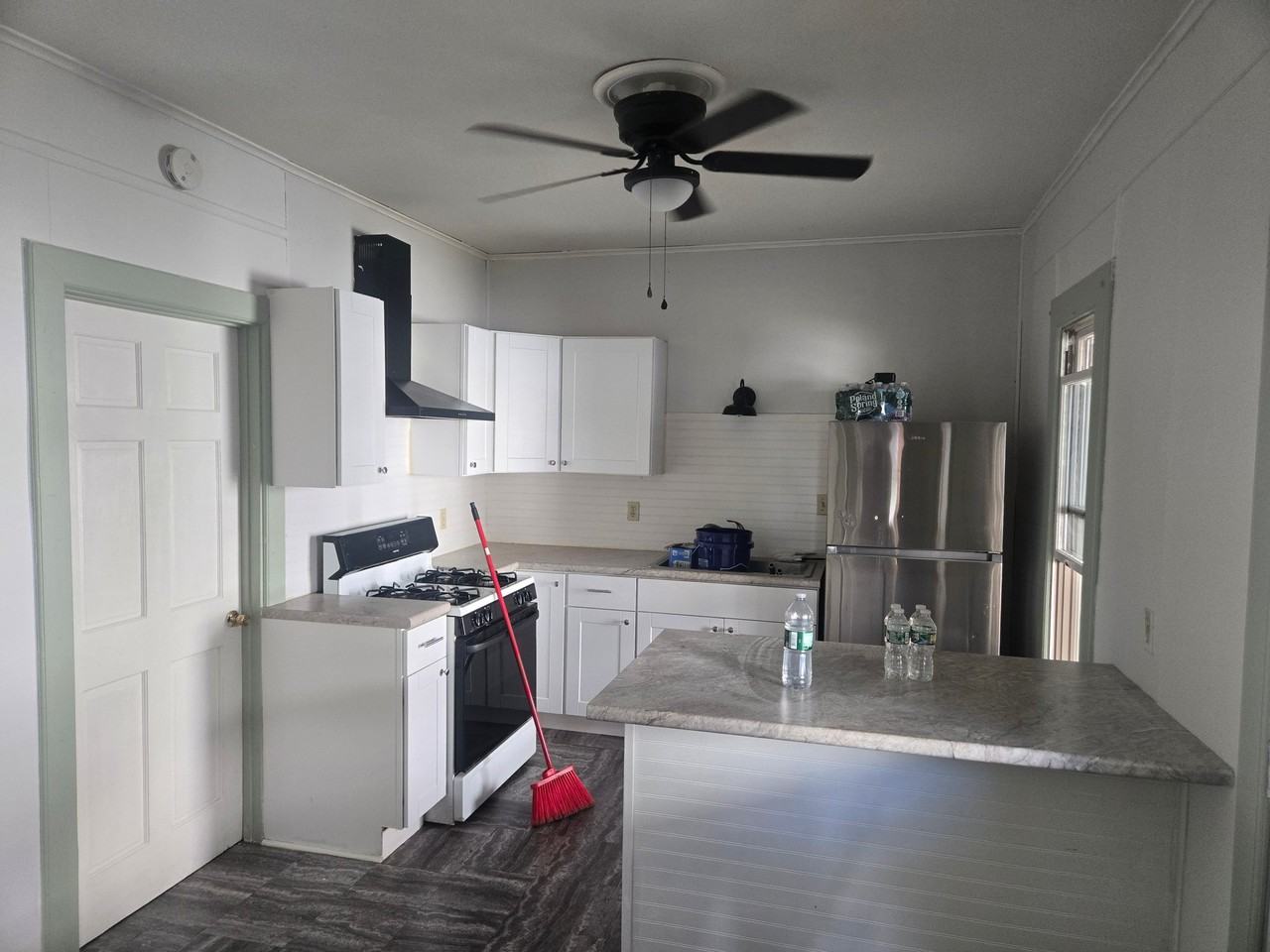 157 South St #A - Photo 5 of 9