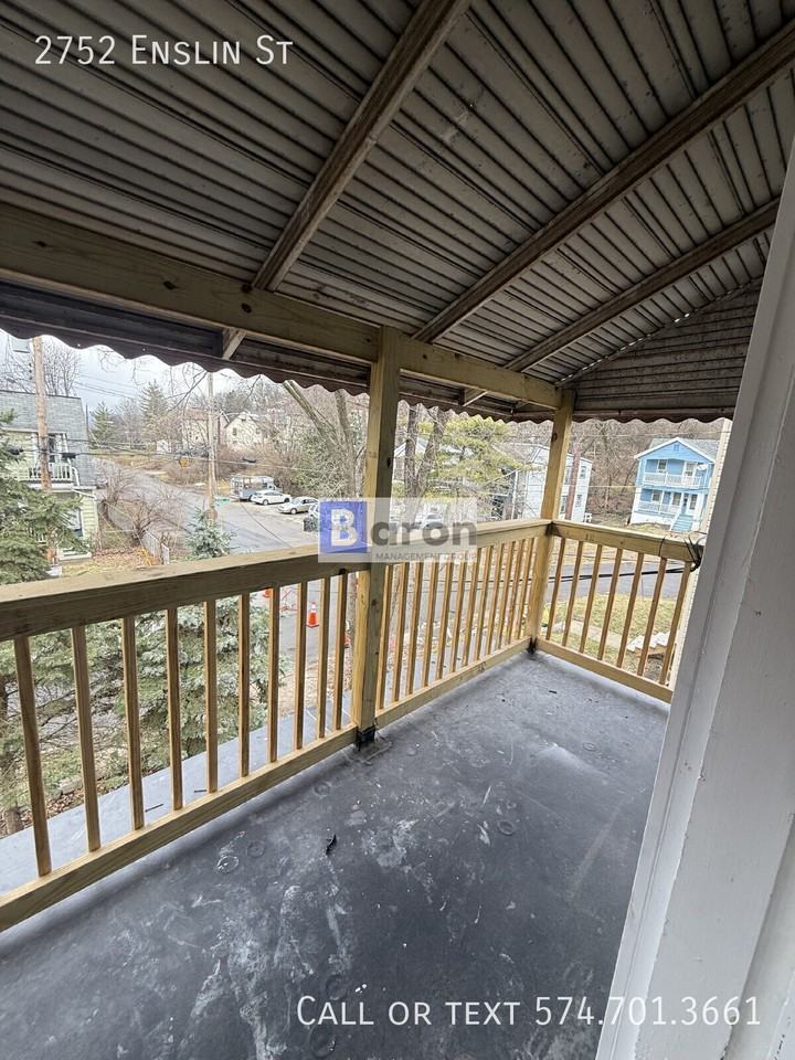 2752 Enslin St - Photo 3 of 20